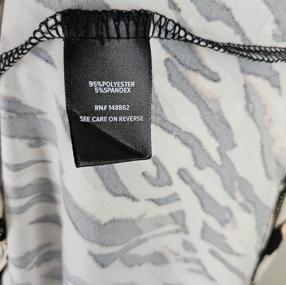 NEW TORRID‎ Dress Midi Studio Knit Zebra Print Stretch Side Slit Womens Size 4XL - Picture 8 of 8